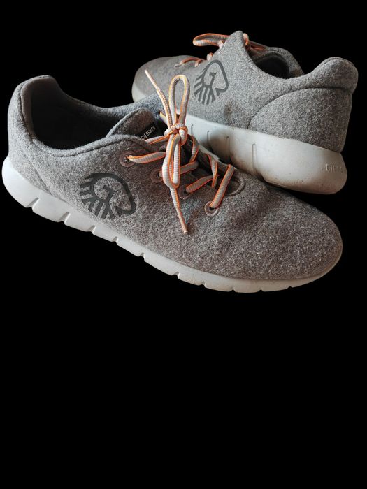 Super model butów biegowych z wełny merino Giesswein Merino Runners 46