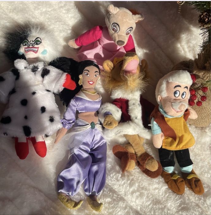 Комплект мʼяких іграшок Disney - 6 персонажів у хорошому стані