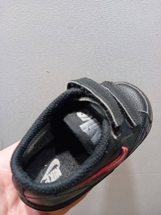 Buty dziecięce nike 22