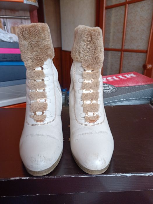 Ботинки жіночі теплі