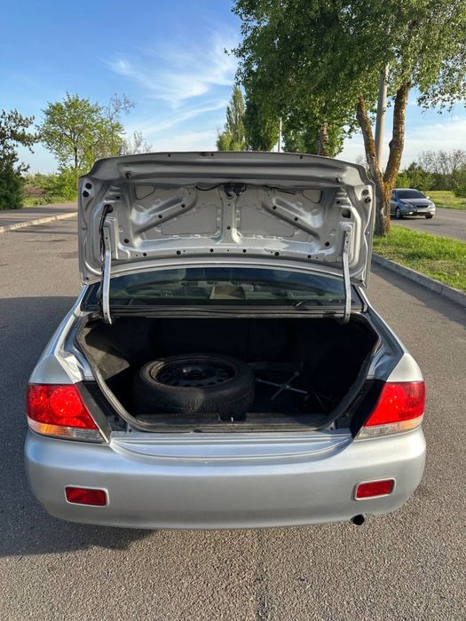 Продам Mitsubishi Lancer 9 в отличном состоянии