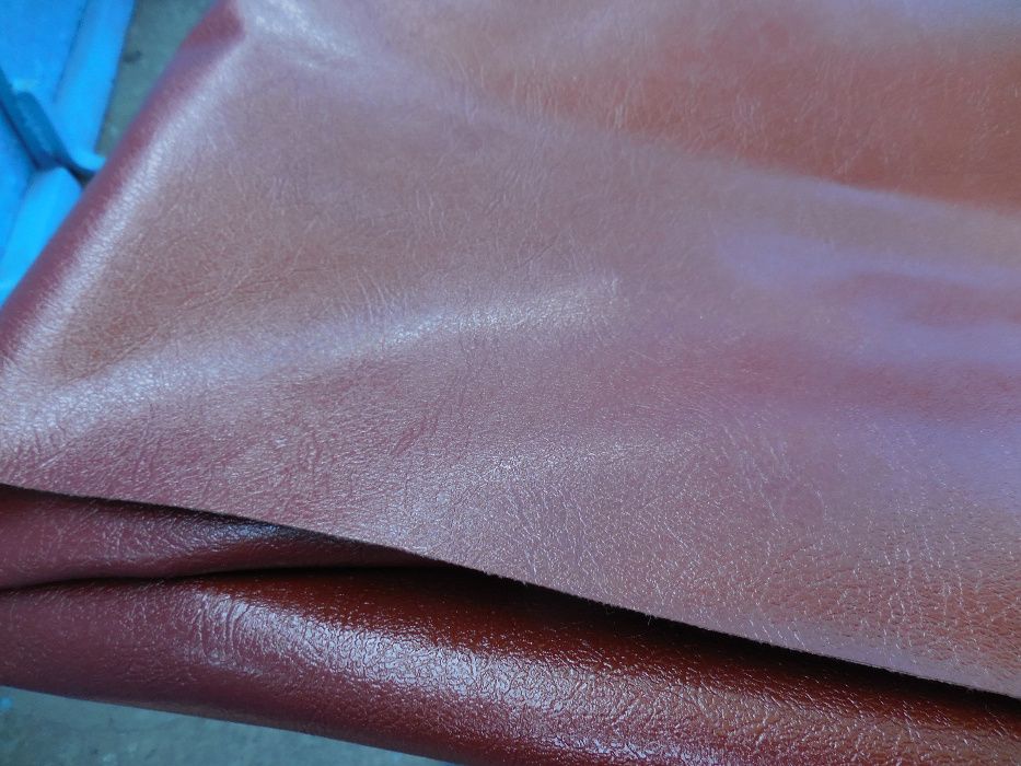 Коричневий дермантин (шкірзам)