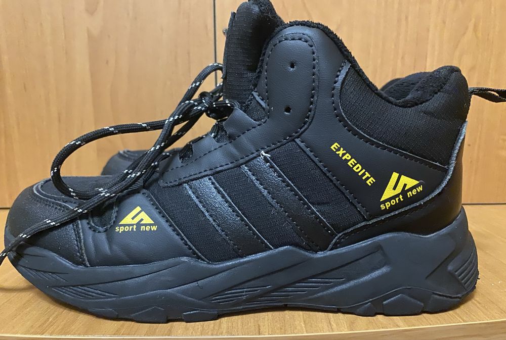 Зимові ботинки, теплі, 39 розмір