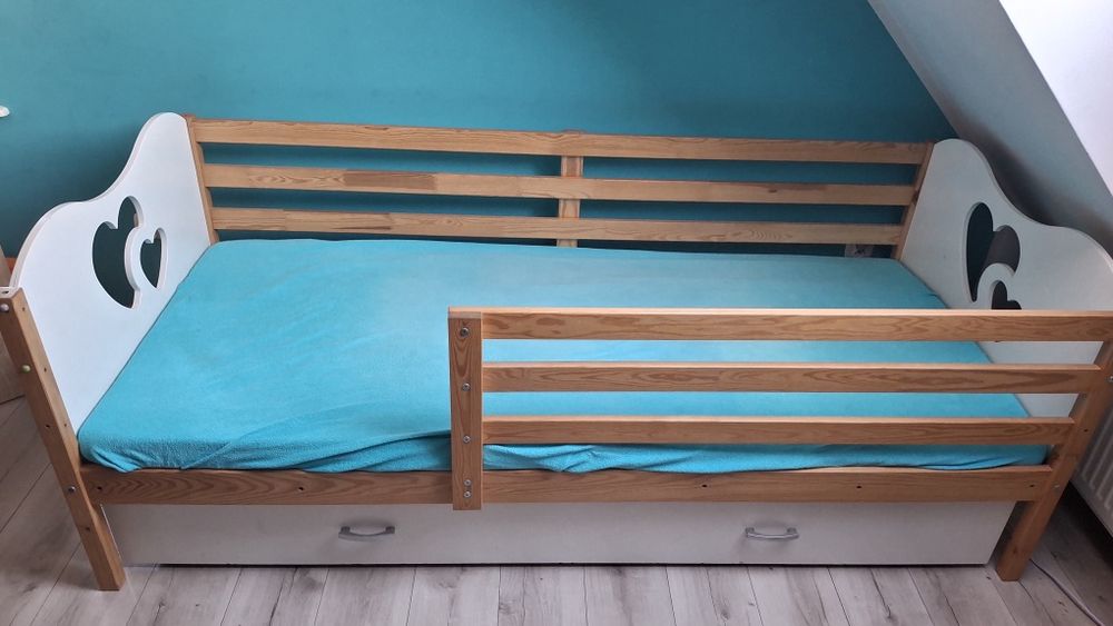 Łóżko dziecięco młodzieżowe 90 200 z materacem