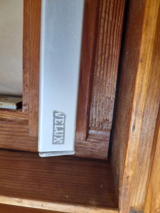 Janela  de sótão Velux