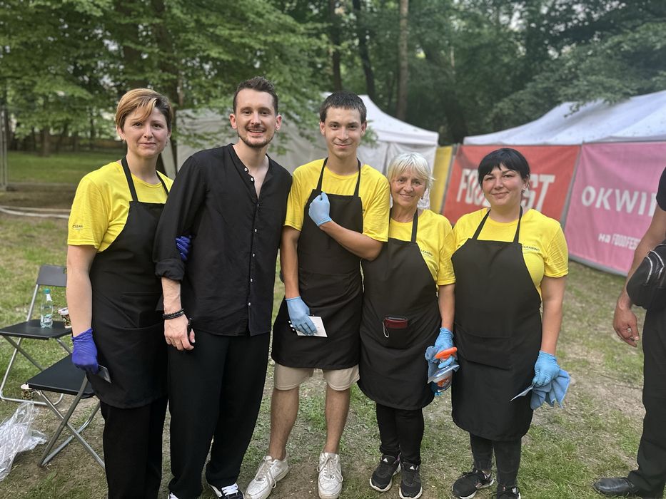 Прибирання/Клінінг/хімчистка/миття вікон/