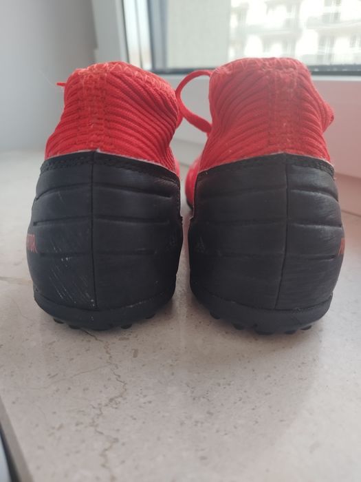 Turfy Adidas Predator 38
