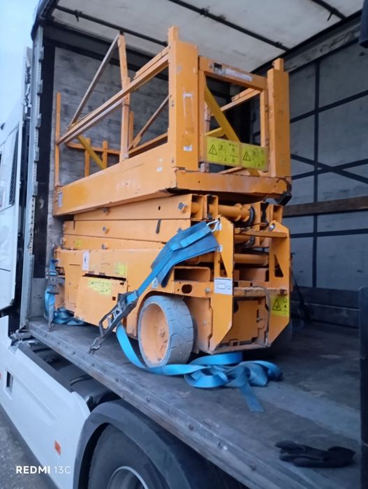 Plataforma elevatória Genie  GS2032 Avariada