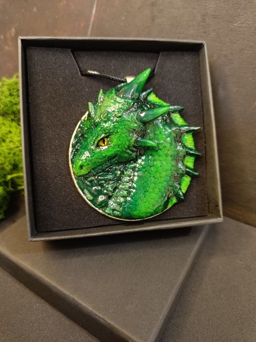 Кулон Зелений дракон