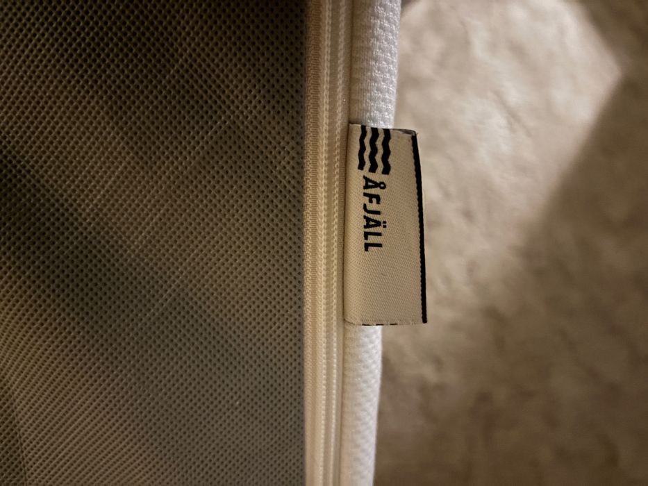 Estrado e colchão 90x200 como novos