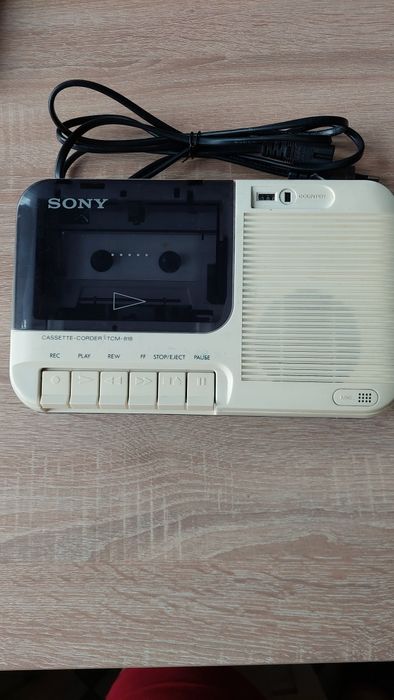 Magnetofon Sony TCM -818