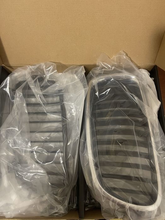 Продам Решётки На BMW 328 2012