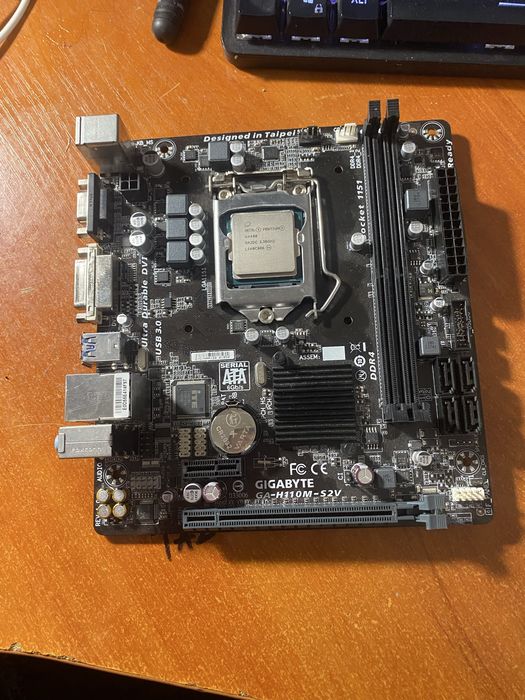 материнская плата GA-H110M-S2V soket1151 DDR4