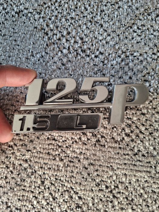 Emblemat Fiat 125p
