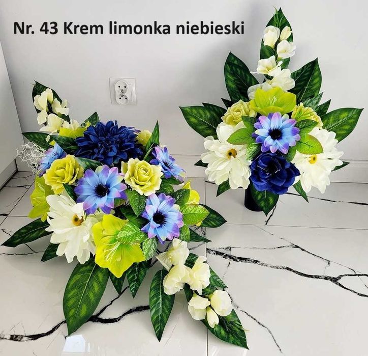 Stroik na grób Cmentarz Kompozycja kwiatowa Wiązanka bukiet kwiaty