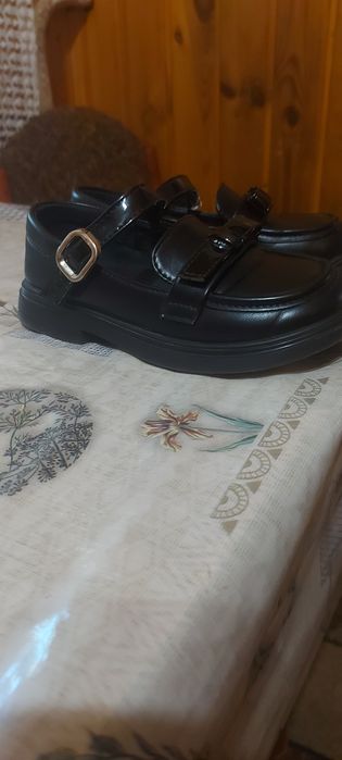 Туфлі для дівчинки