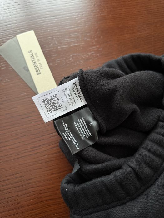 Fear Of God Essentials Black Classic Sweatpant (L)