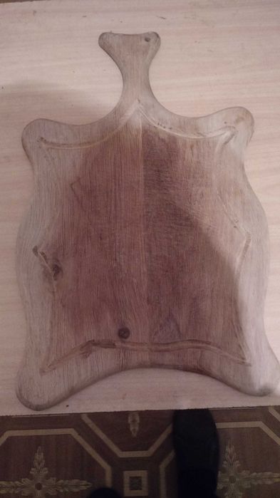 Разделочная кухонная доска деревянная 30x45x1 см крепкая и долговечная