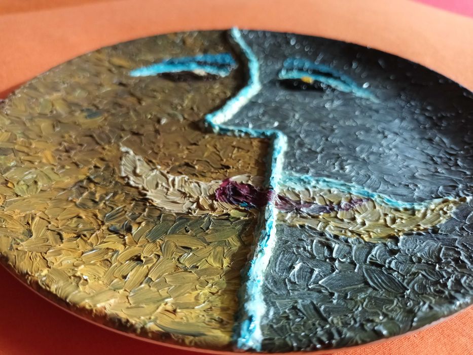 Sim ou Não?: (Óleo sobre cerâmica com 20,3 cm diâmetro)