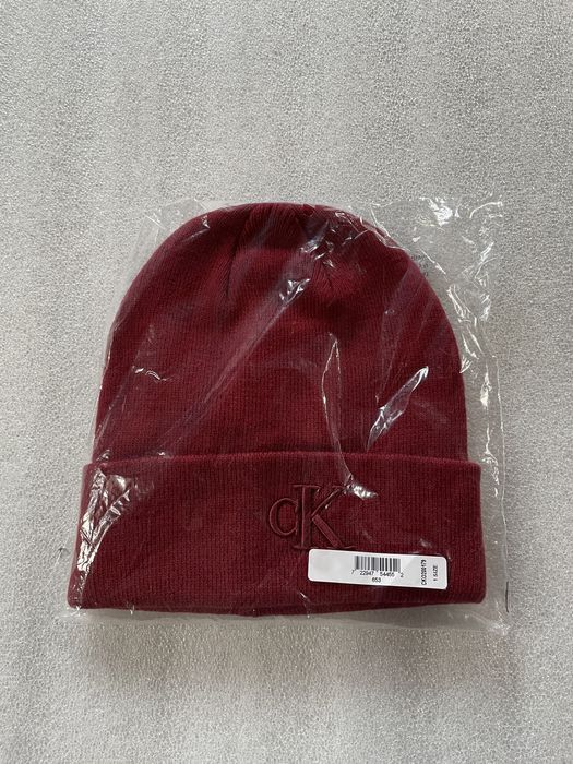 Новая зимняя шапка calvin klein ( ck red hat ) с америки