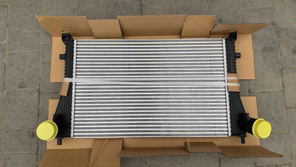 Volkswagen VW Golf 7 Радіатор Інтеркулера Інтеркулер Додатковий