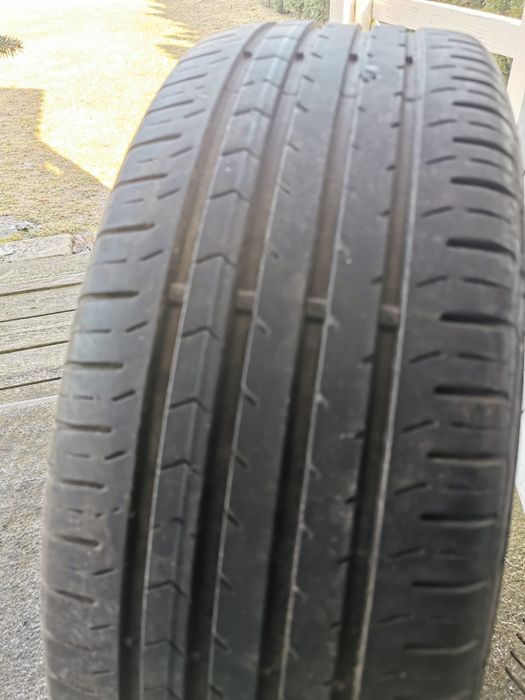 Komplet Opon Continental conti premium contact 5 rozm.225/60/ 17