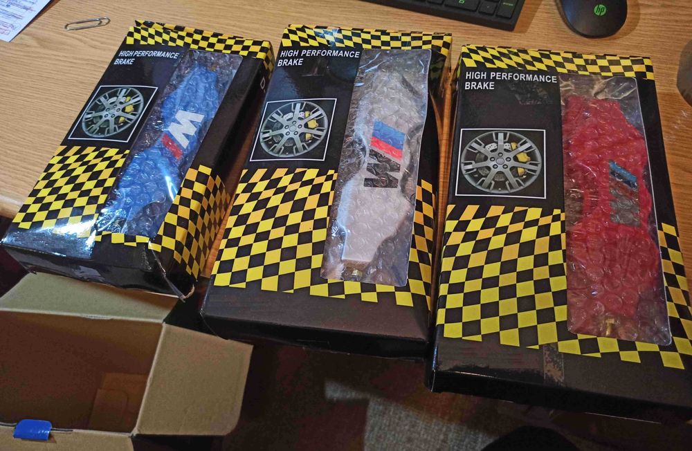 Capas pinça travão BMW M | Mercedes AMG | Audi S LINE | Seat | VW