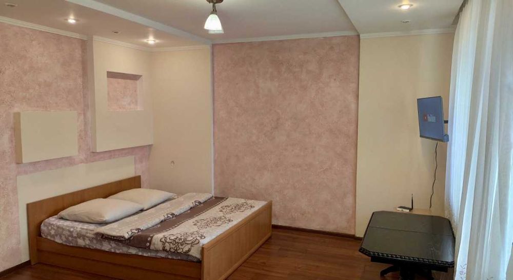 Здам 3 кімн. квартиру подобово Ужгород