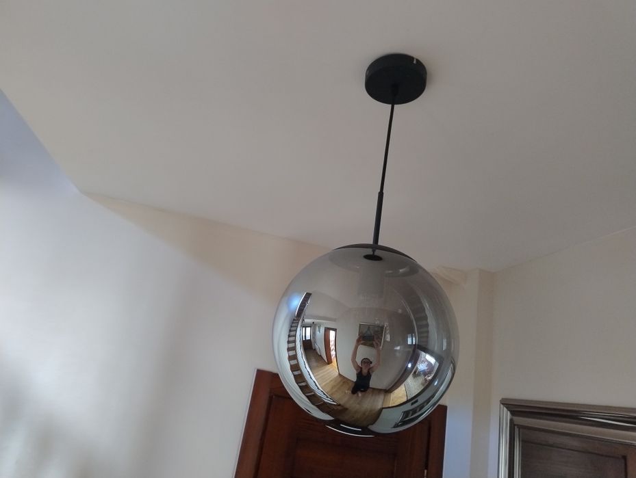 Lampa wisząca w kształcie kuli