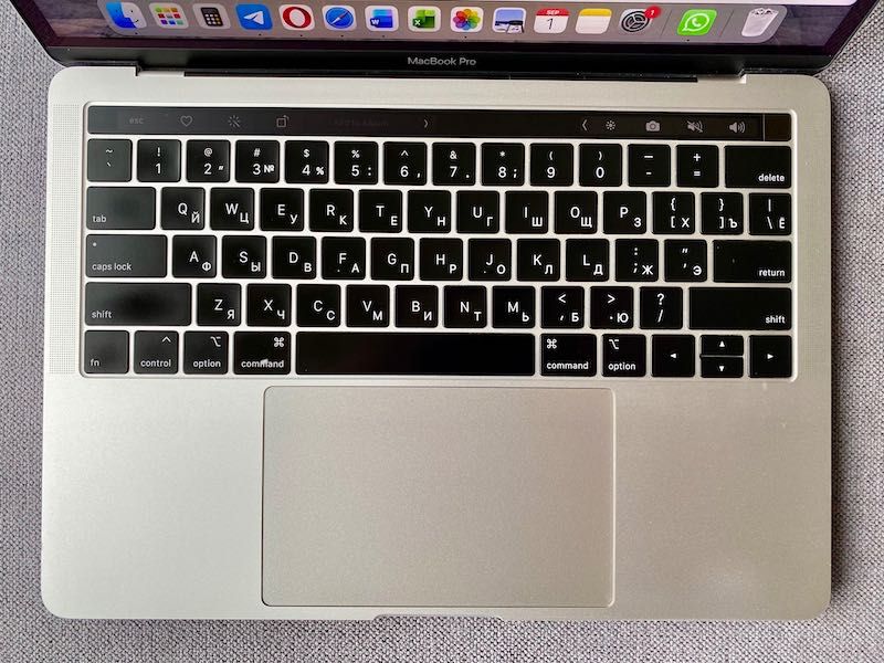 MacBook Pro 13" Retina A1989 | i5 | 8 GB RAM | 256 GB SSD | Sequoia