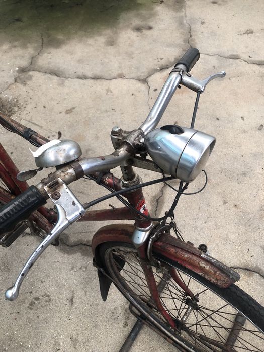Bicicleta antiga pasteleira roda 26