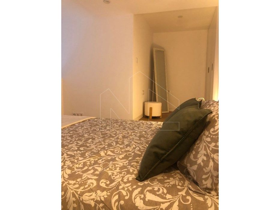 Apartamento com Mezanino NOVO | Av. Lourenço Peixinho | Centro de A...