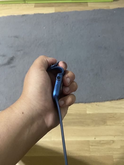 Apple Watch seria 7 45 mm + oryginalny kabel (nie aktywne)