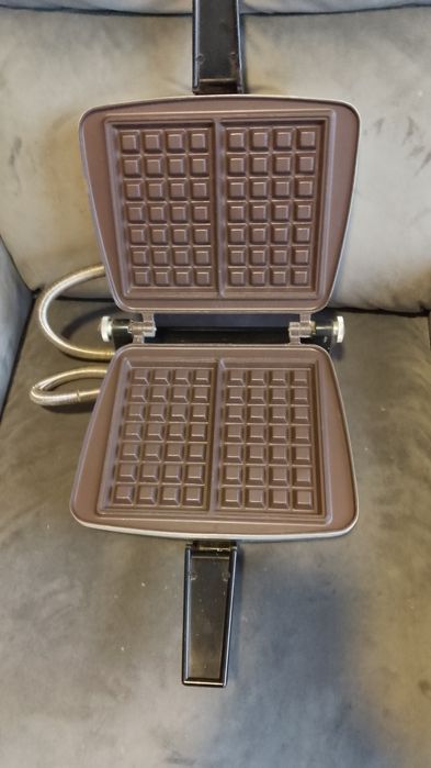 NOWA Gofrownica Predom Dezamet 251 PRL