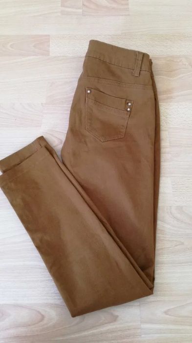 Nowe! Spodnie damskie S/36