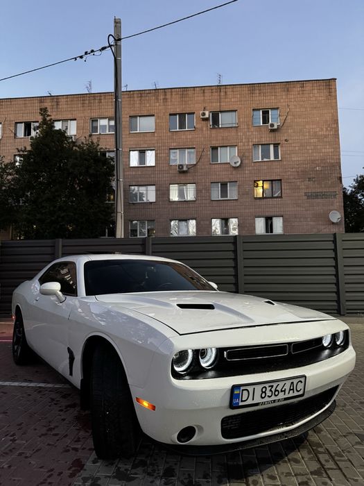 Продам Dodge Challenger