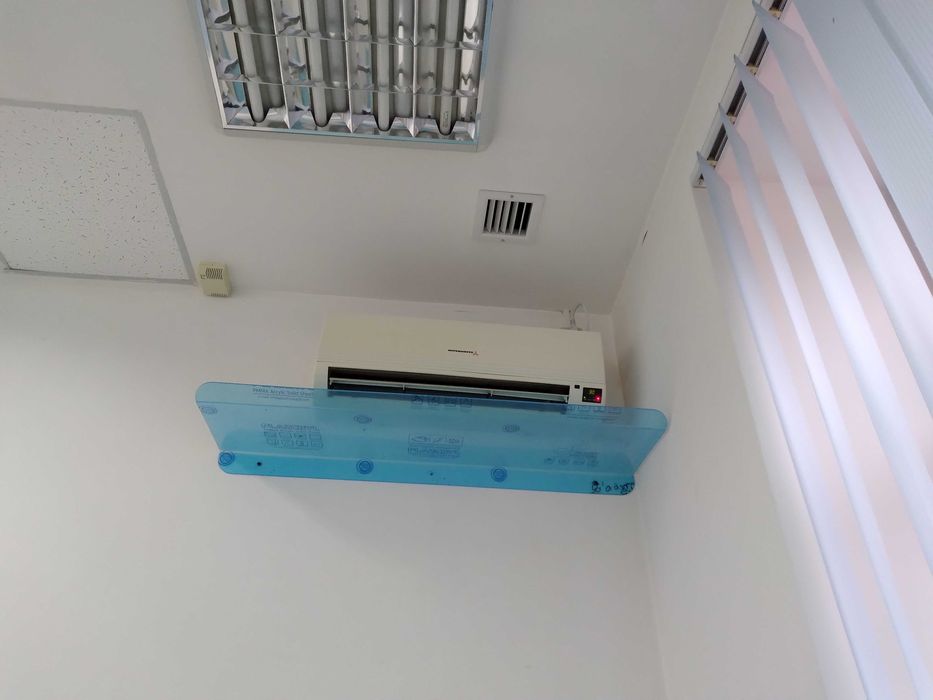 Продаю дефлектор,самовывоз, экран под кондиционер 105см×30см