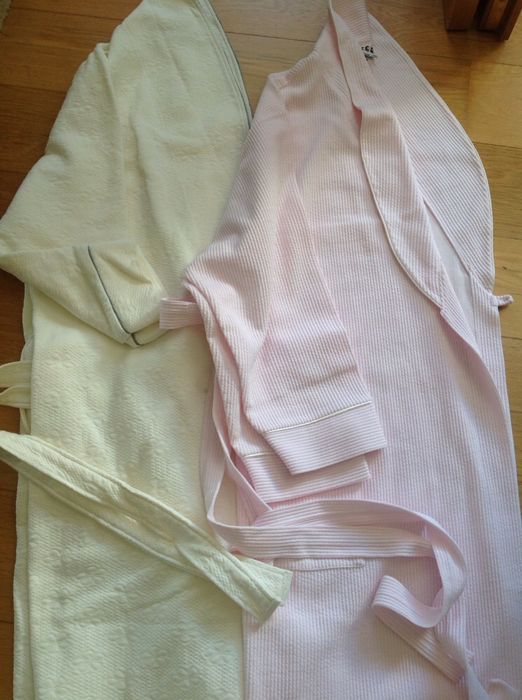 Lote 2Robes novos/Pre-Natal gravidas /pessoas idosas Branco L/pessoas fortes