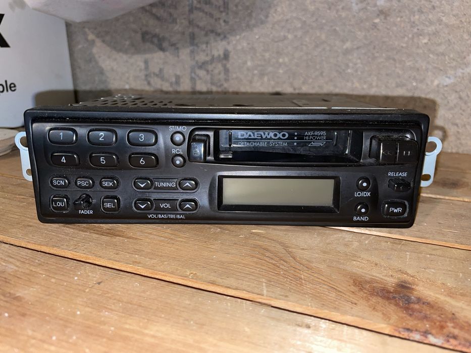 Radio Daewoo AKF-9595
