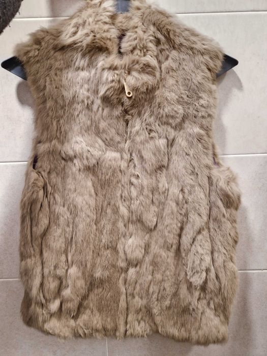 Colete de pele de coelho tratada  S