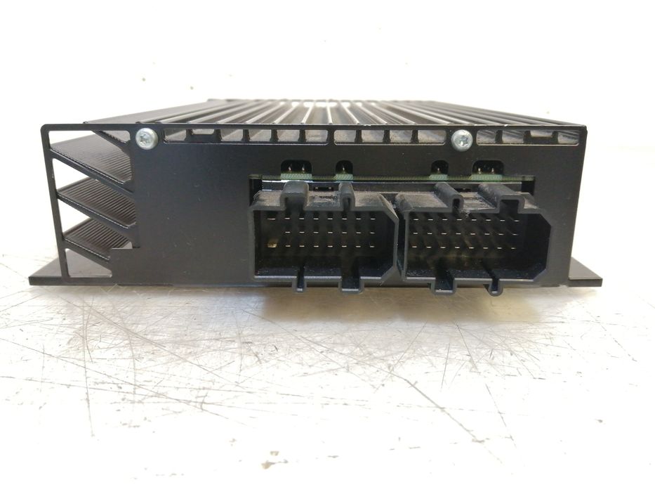 Amplificador de antena - SKODA OCTAVIA II Combi (1Z5) | 04 - 13