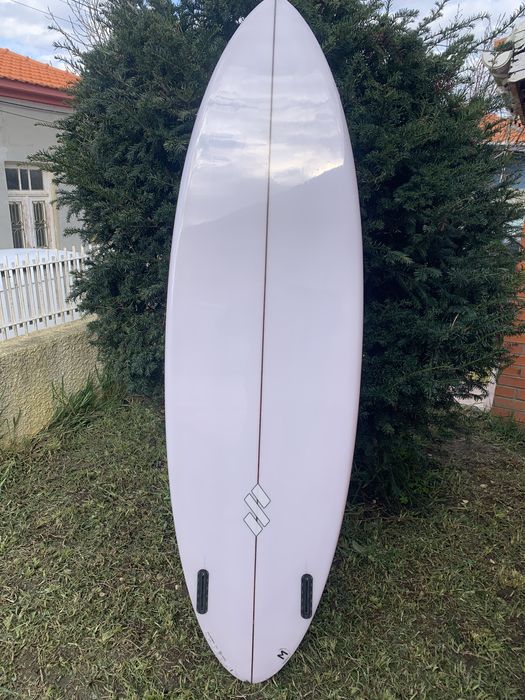 Prancha de surf mid lenght 6.6   6,4. snapy twin fin
