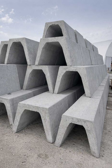 Korytka betonowe KKZ 50–74 cm Betonowe korytka odwodnieniowe liniowe
