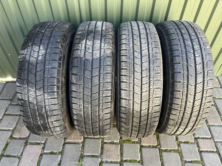 ШИНИ зимові 215/70 R15C Kleber Transalp 2