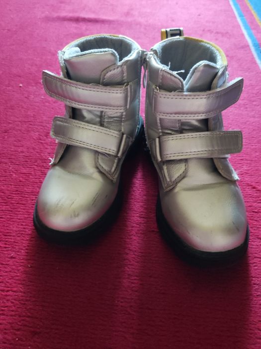Чобітки д/с на дівчинку 27 розмір