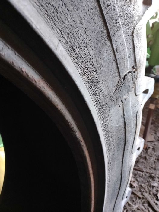 opona Pirelli 16,9 - 38