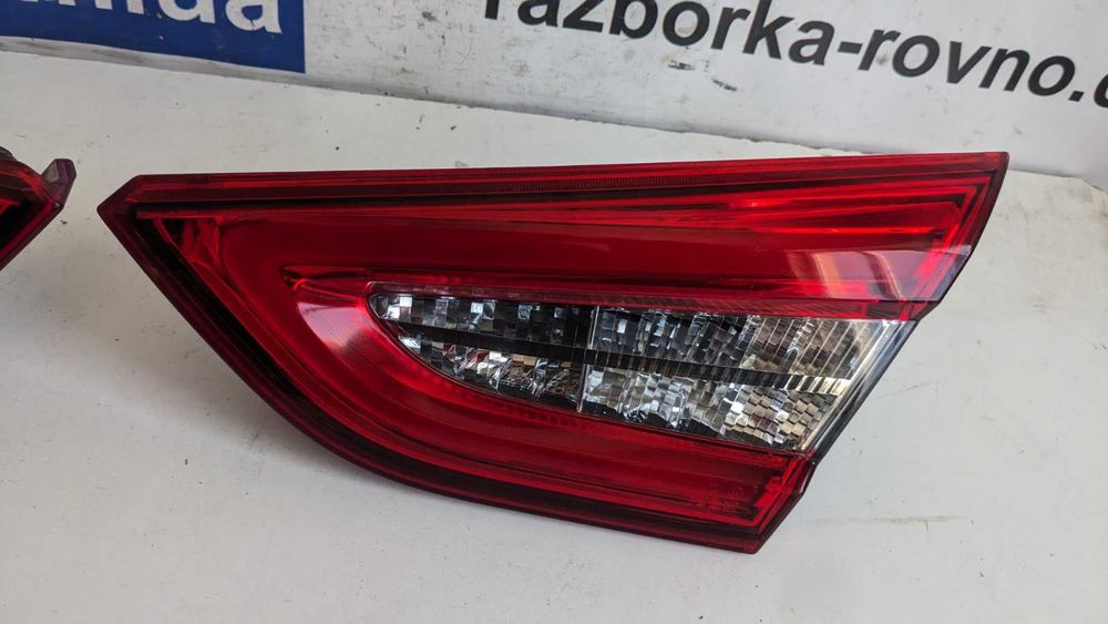 Фонарь фонари Maserati Quattroporte в крыло, в крышку багажника