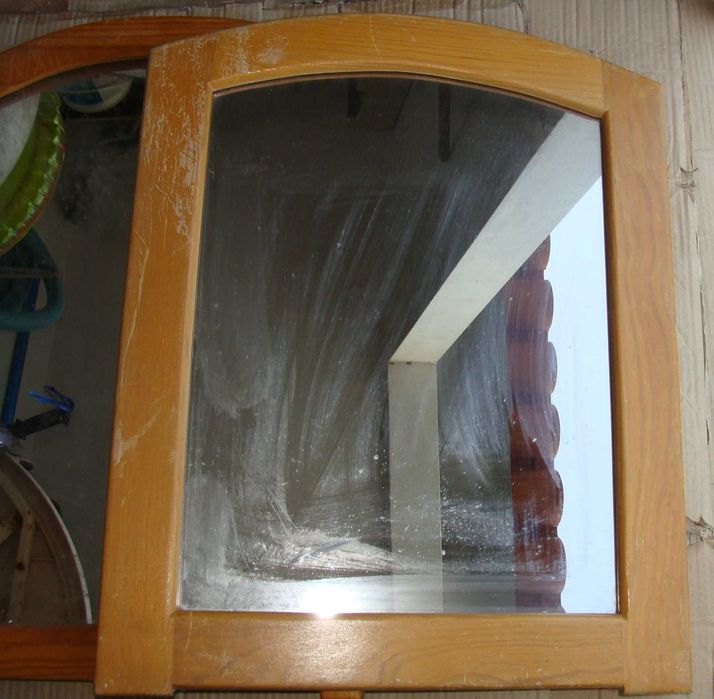 Moldura com Vidro - Restauro -  5 euros