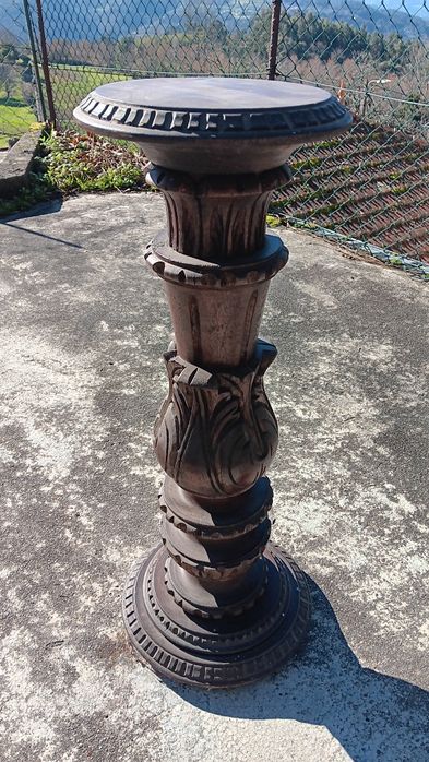 Coluna Madeira Antiga