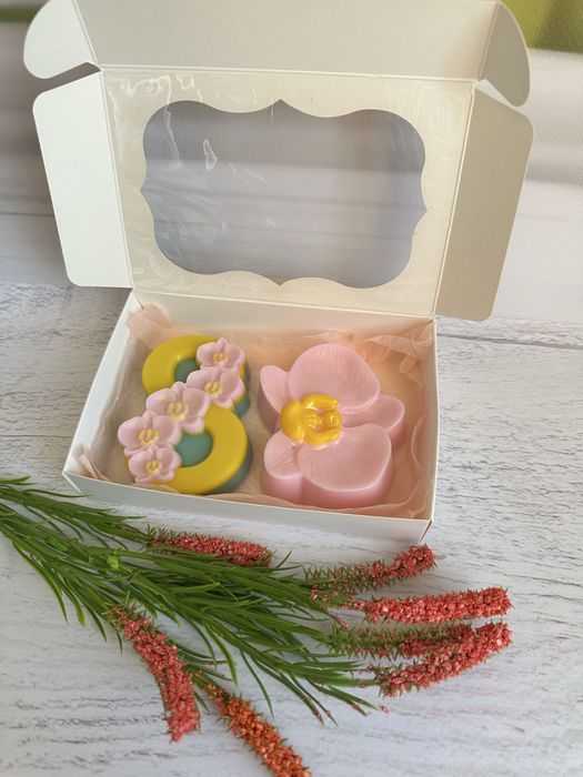 Мило ручної роботи